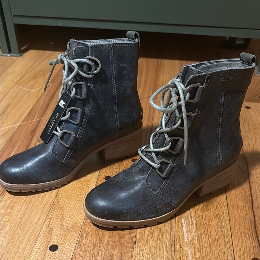 NEW Sorel Cate Lace Bootie Women's 9.5 Waterproof Leather Ankle Block Heel Boots